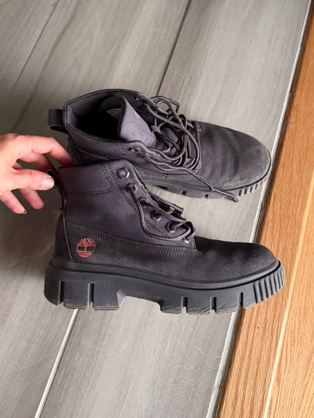 Timberland women Greyfield hiking boots US 7/EU 38